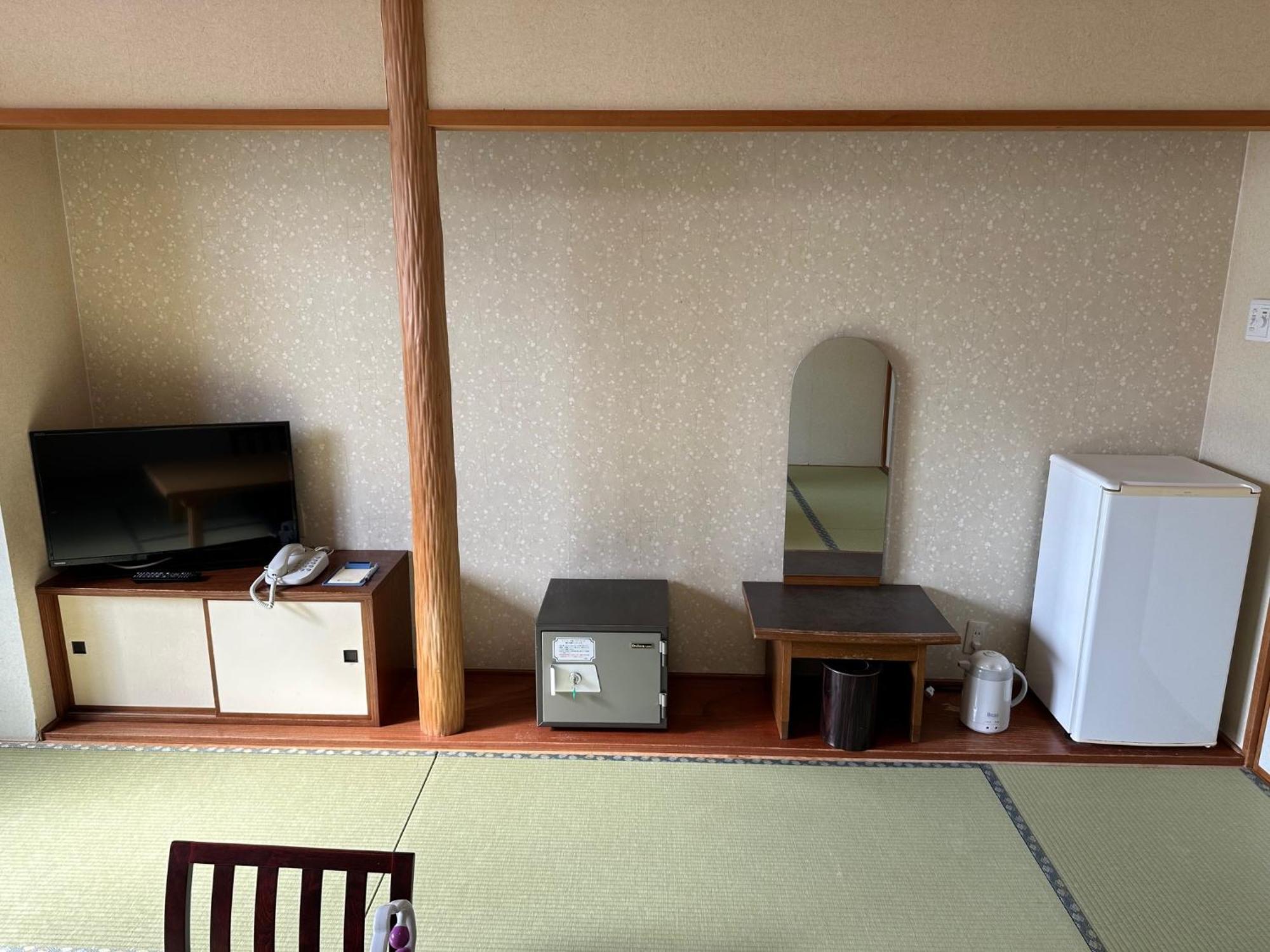 Horoshin Onsen Hotarukan Numata  Exterior photo